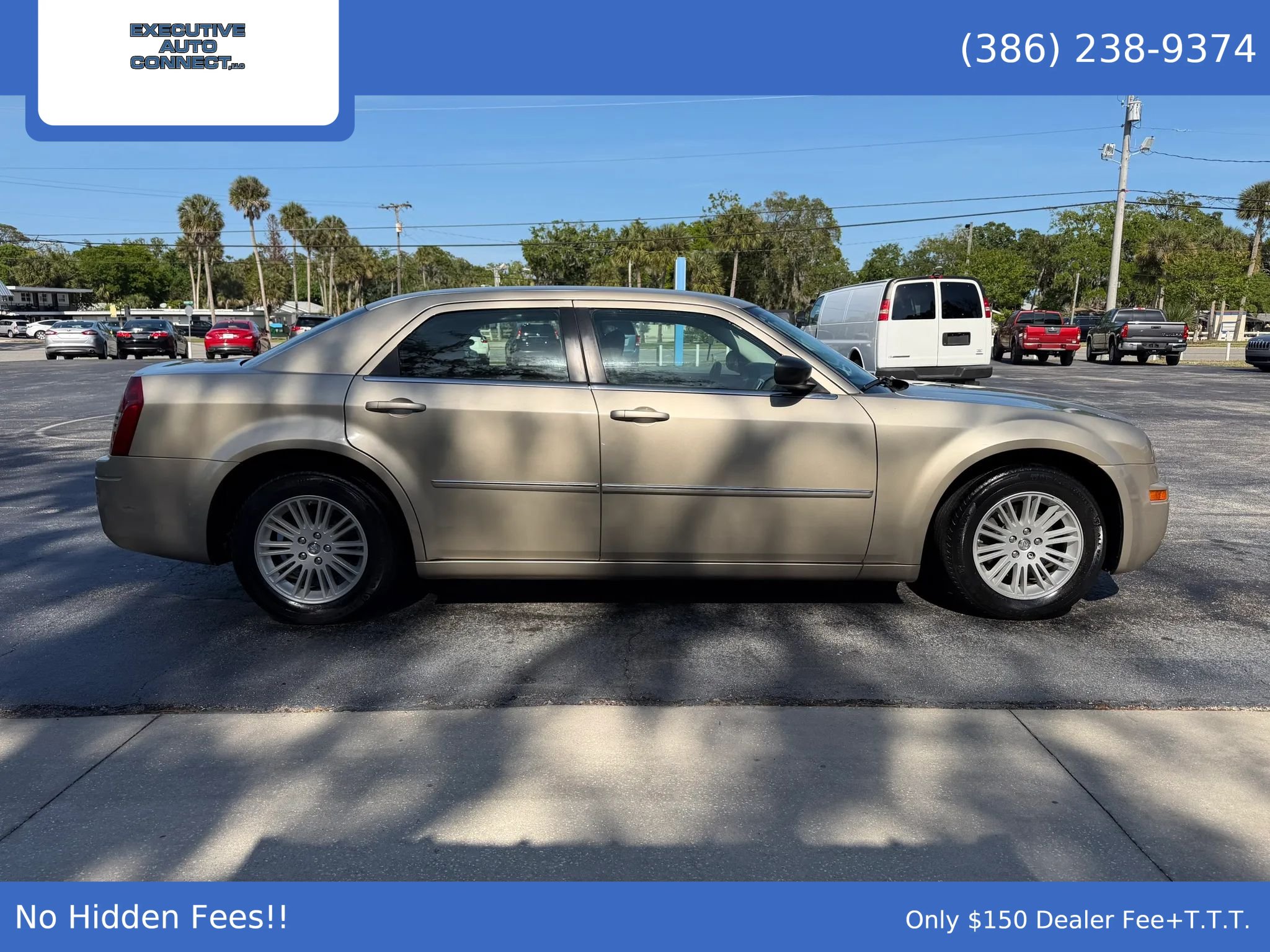 Used 2009 Chrysler 300 LX RWD image 4