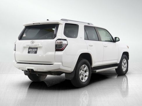 Used 2017 Toyota 4Runner SR5 Premium image 5