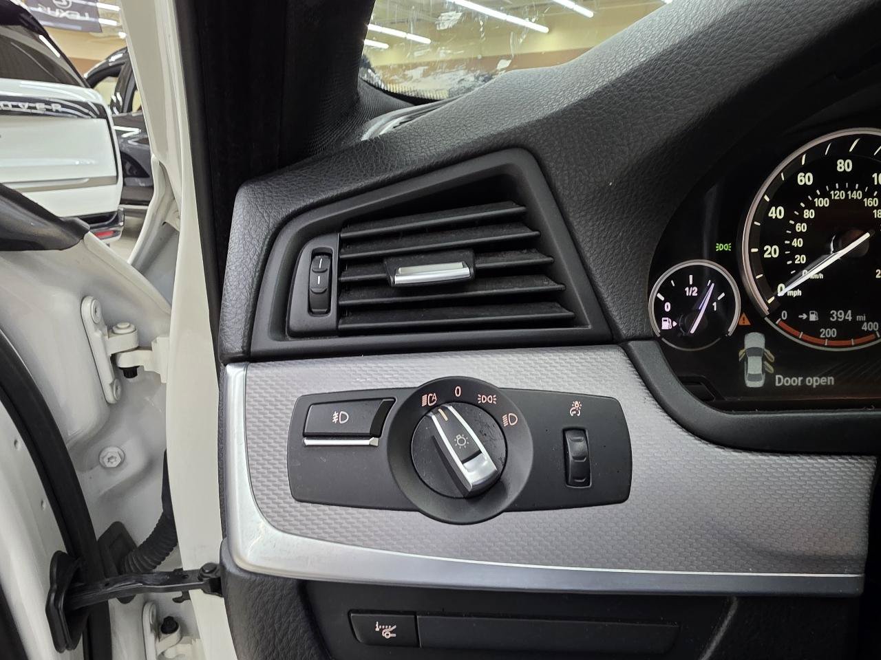 Used 2016 BMW 535i Sedan RWD image 37
