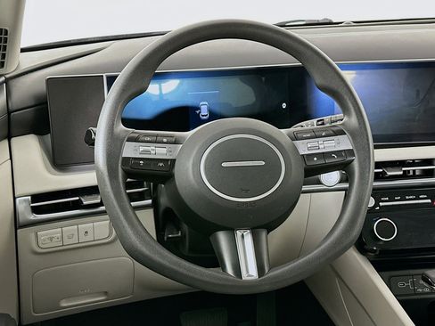 Used 2025 Hyundai Tucson SEL FWD image 18
