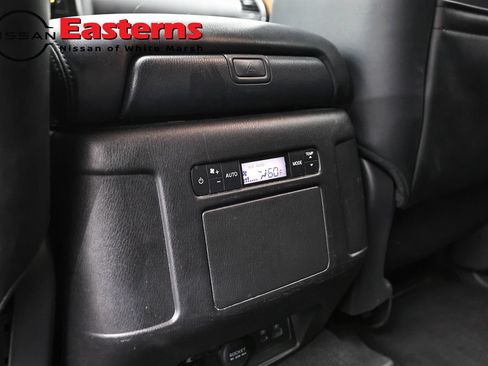 Used 2024 Nissan Armada SL AWD/4WD image 26