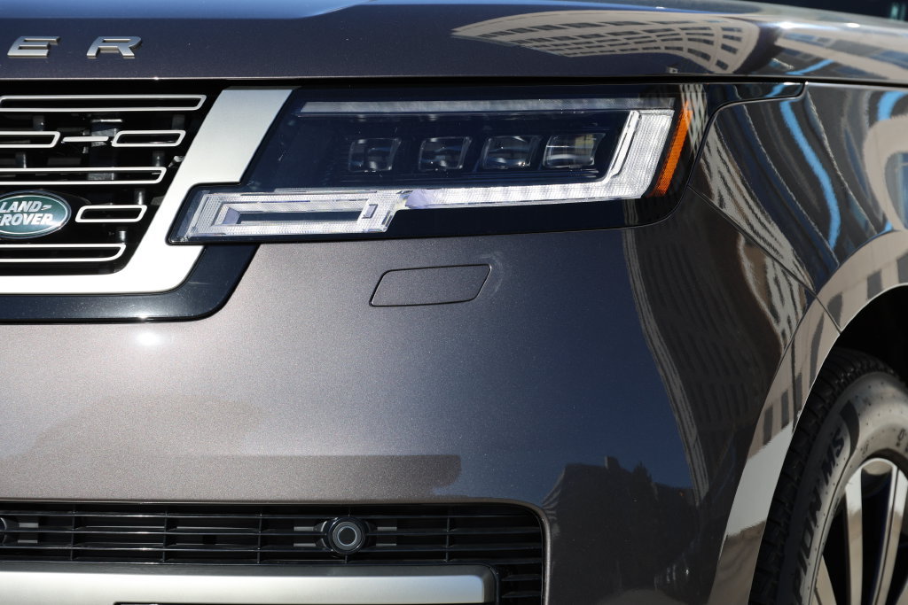 New 2027 Land Rover Range Rover SE AWD/4WD image 6