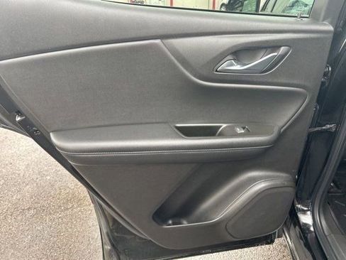 Used 2020 Chevrolet Blazer LT image 31