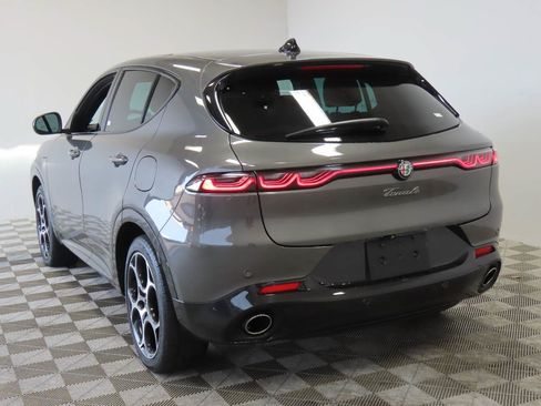 Used 2024 Alfa Romeo Tonale Veloce AWD/4WD image 3