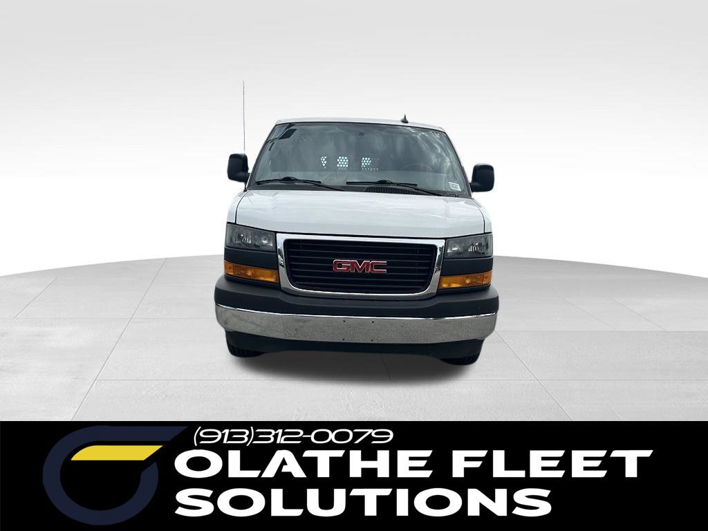 Used 2024 GMC Savana 2500 w/ Driver Convenience Package RWD image 1