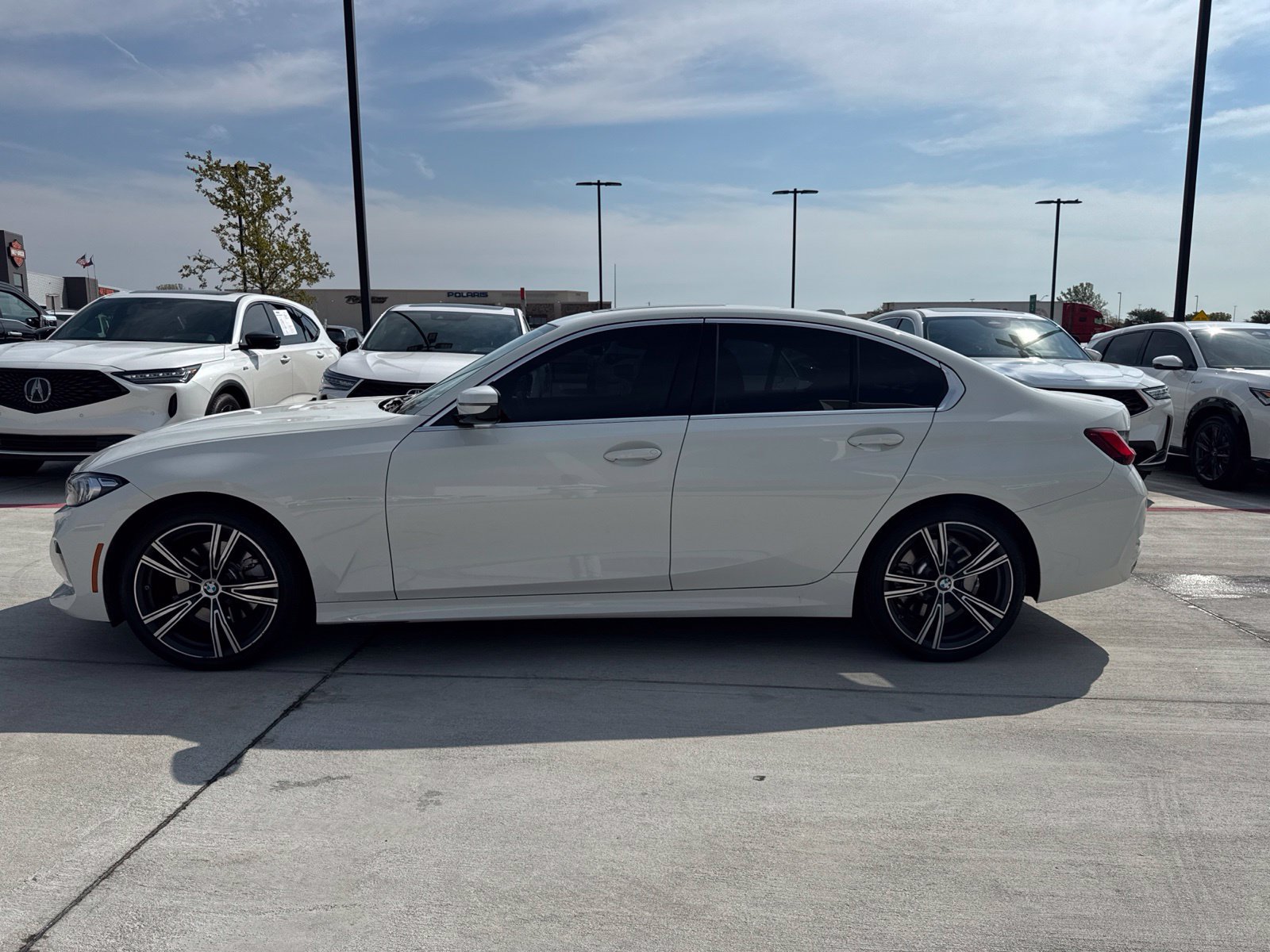 Used 2024 BMW 330i Sedan w/ Premium Package RWD image 5