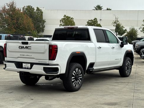 New 2026 GMC Sierra 2500 Denali Ultimate w/ Max Trailering Package image 16