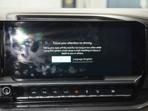 Used 2025 Chevrolet Silverado 1500 LTZ w/ LTZ Premium Package image 31