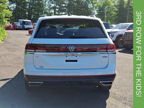 Used 2025 Volkswagen Atlas SE AWD/4WD image 5