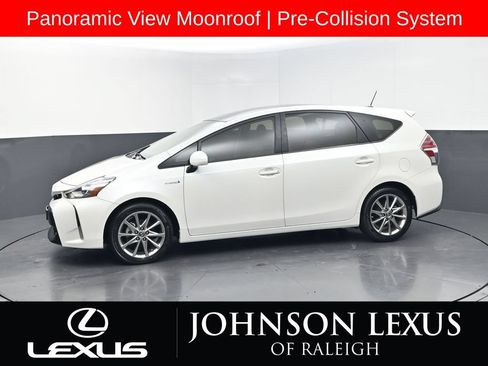 Used 2017 Toyota Prius V Five w/ Advanced Technology Package FWD image 2