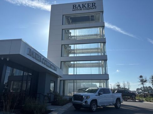 Used 2020 GMC Sierra 1500 SLT w/ SLT Premium Plus Package AWD/4WD image 2