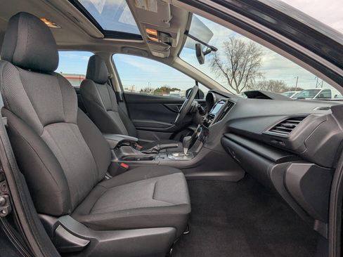 Used 2018 Subaru Impreza 2.0i Premium image 16