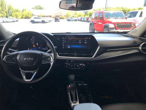 Used 2024 Chevrolet Trax ACTIV w/ Driver Confidence Package FWD image 13