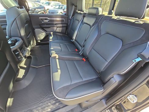 New 2026 RAM 1500 Laramie AWD/4WD image 14