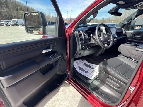 Used 2025 RAM 1500 Classic Warlock image 10