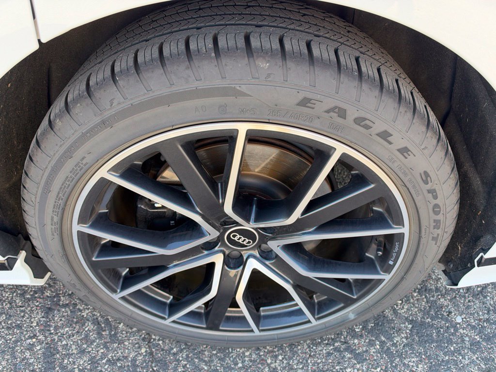 Used 2021 Audi A8 L 4.0T AWD/4WD image 15