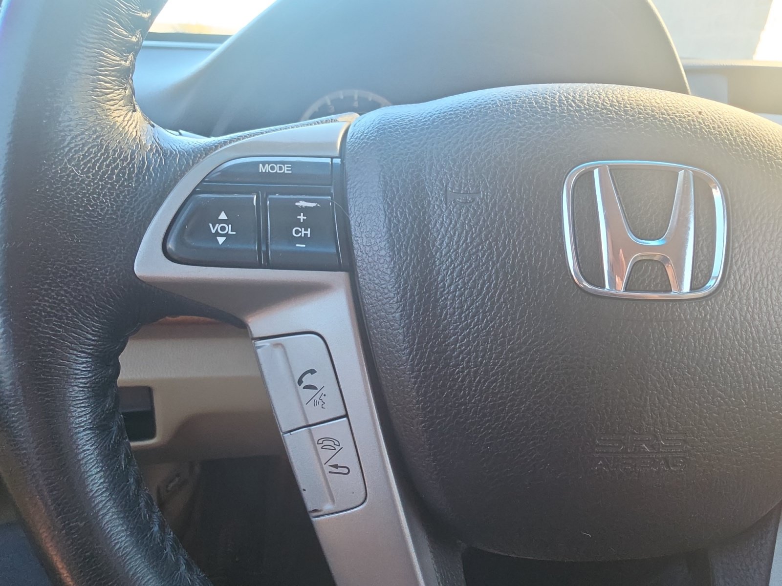 Used 2011 Honda Accord EX-L image 11