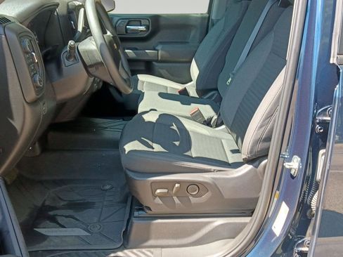 Used 2023 Chevrolet Silverado 1500 Custom AWD/4WD image 21