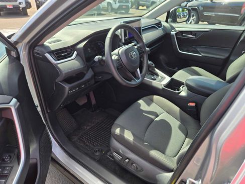 Used 2024 Toyota RAV4 XLE w/ Weather Package AWD/4WD image 20