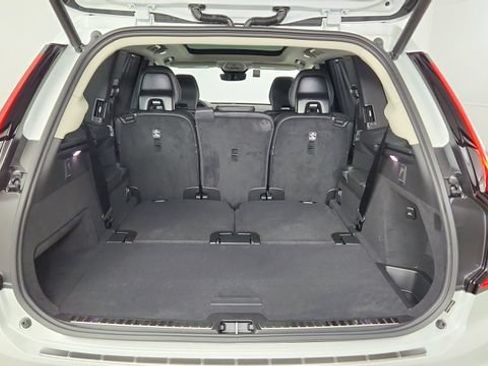 New 2025 Volvo XC90 T8 Ultra w/ Protection Package Premier AWD/4WD image 45