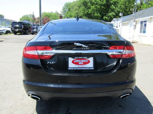 Used 2014 Jaguar XF RWD image 6