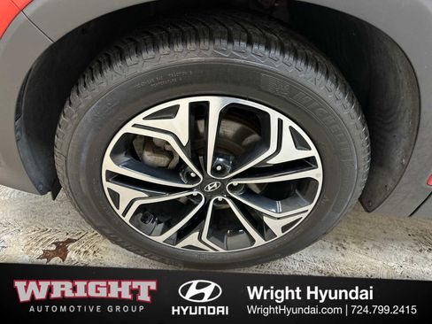 Used 2020 Hyundai Santa Fe Limited w/ Cargo Package image 8