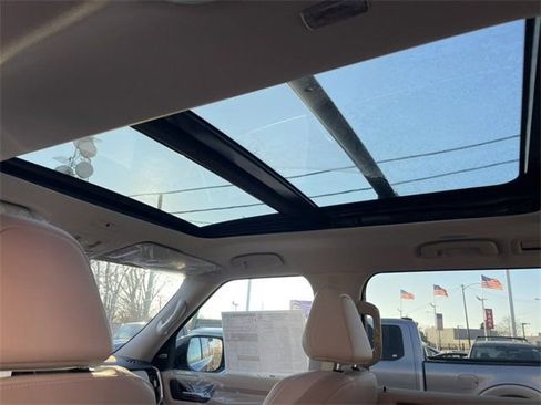 New 2025 Nissan Armada Platinum Reserve image 25