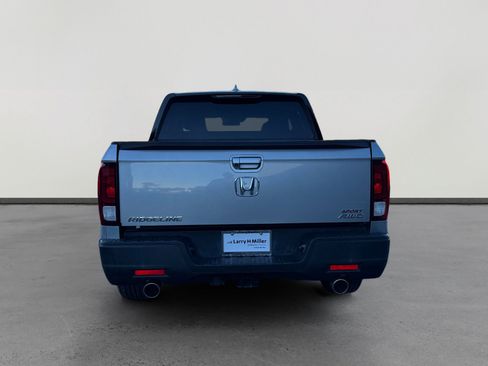 Used 2021 Honda Ridgeline Sport image 4