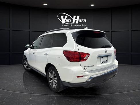 Used 2020 Nissan Pathfinder S FWD image 5