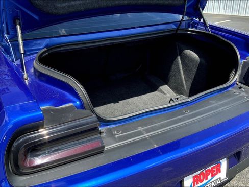 Used 2022 Dodge Challenger R/T w/ Shaker Package image 24