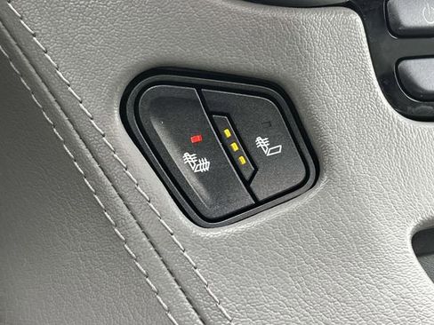 Used 2019 Chevrolet Tahoe LT image 27