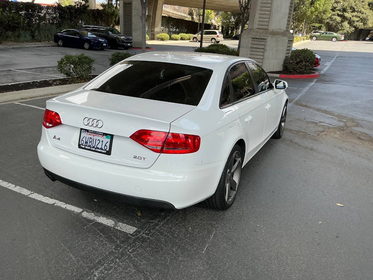 Used 2012 Audi A4 2.0T Premium w/ Convenience Pkg FWD image 6