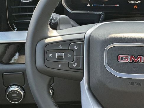 New 2026 GMC Sierra 1500 Elevation w/ LPO, Elevation Black Package image 9