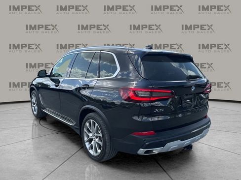 Used 2023 BMW X5 xDrive40i w/ Premium Package image 3