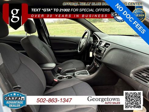 Used 2014 Chrysler 200 LX FWD image 21