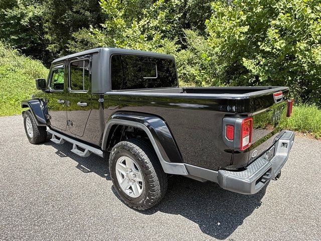 Used 2021 Jeep Gladiator Sport AWD/4WD image 9