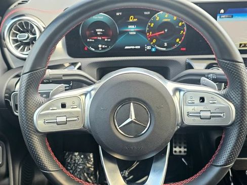 Used 2022 Mercedes-Benz CLA 35 AMG 4MATIC image 32