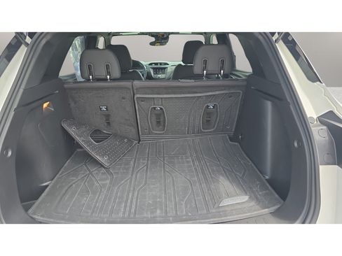 Used 2022 Chevrolet TrailBlazer RS AWD/4WD image 9