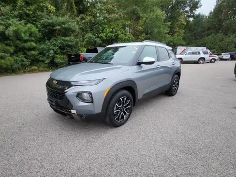 Certified 2023 Chevrolet TrailBlazer ACTIV w/ Sun and Liftgate Package image 9