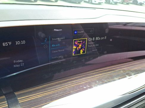Used 2025 Cadillac Escalade Premium Luxury AWD/4WD image 20
