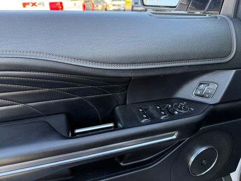 Used 2019 Ford Expedition Max Platinum AWD/4WD image 22