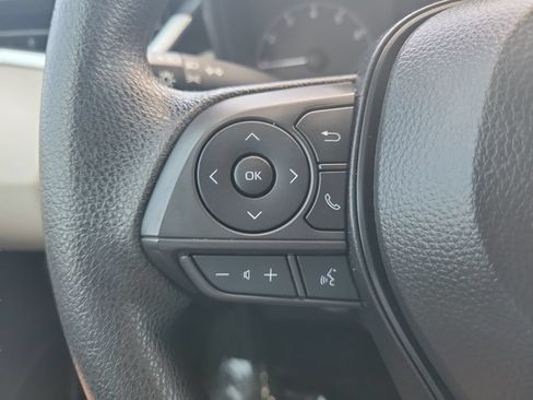 Certified 2025 Toyota Corolla LE FWD image 25