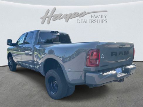 New 2026 RAM 3500 Laramie AWD/4WD image 5