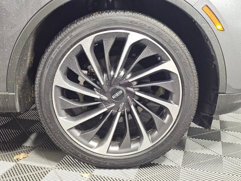 Certified 2025 Lincoln Aviator Reserve w/ Equipment Group 201A AWD/4WD image 9