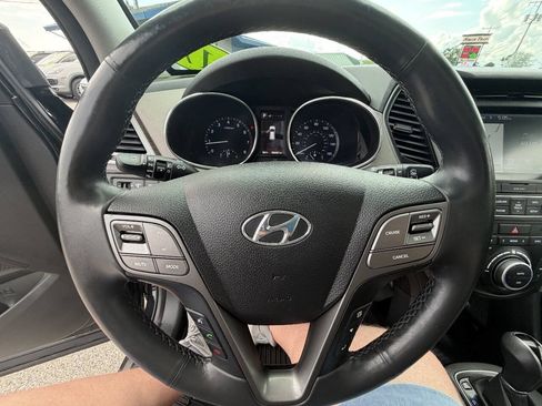 Used 2017 Hyundai Santa Fe Sport AWD/4WD image 18