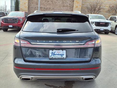 Used 2023 Lincoln Nautilus Reserve image 24