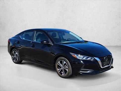 Used 2022 Nissan Sentra SV image 3