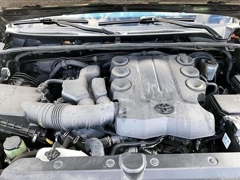 Used 2021 Toyota 4Runner SR5 image 11