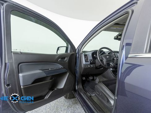 Used 2018 Chevrolet Colorado Z71 w/ Centennial Edition AWD/4WD image 9