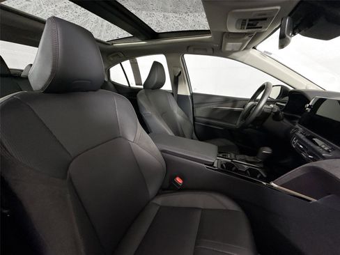 Certified 2025 Toyota Camry XLE w/ Premium Plus Package FWD image 41